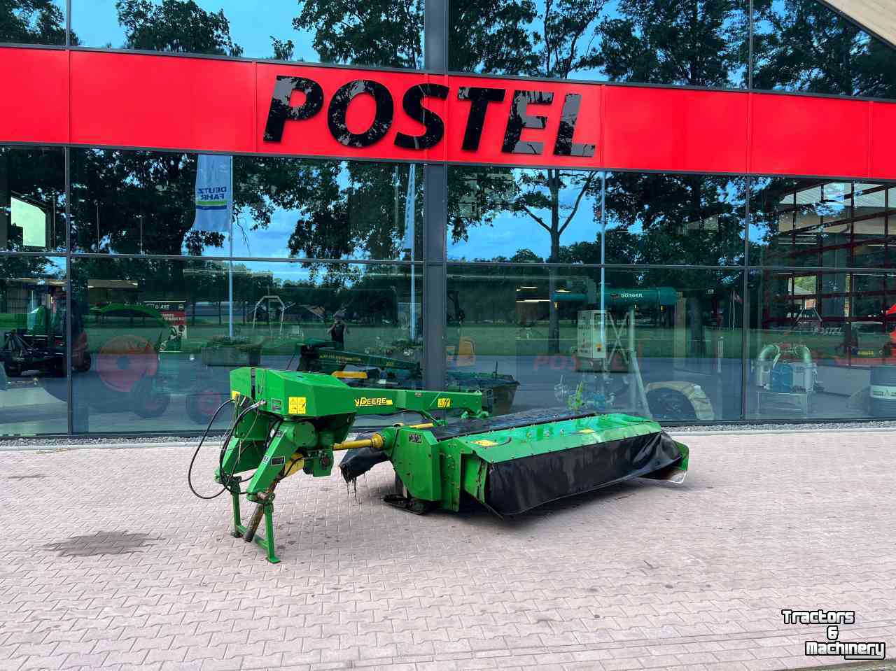 John Deere 331 achtermaaier