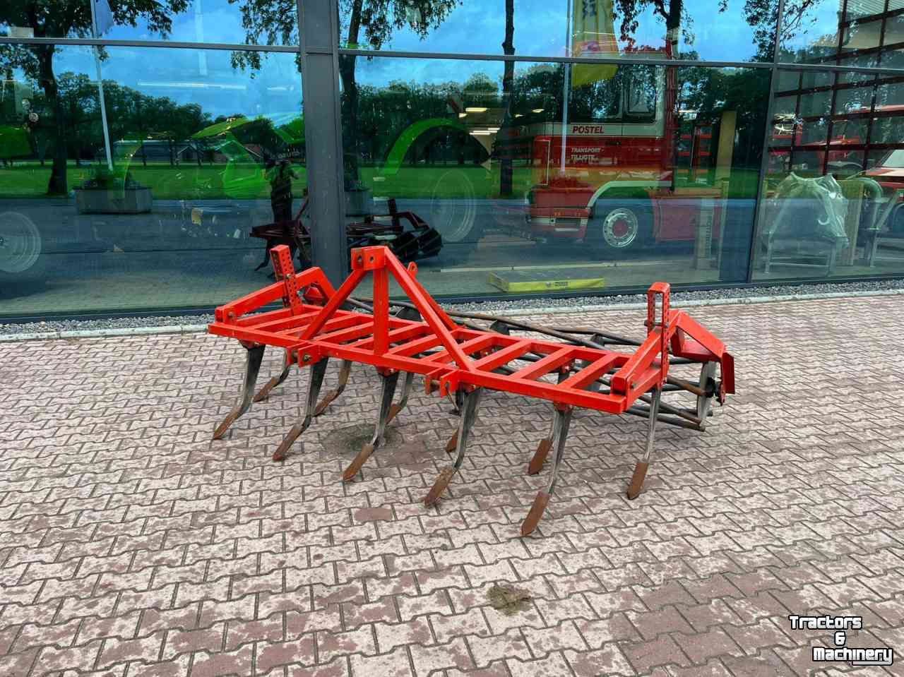  Vaste tand cultivator